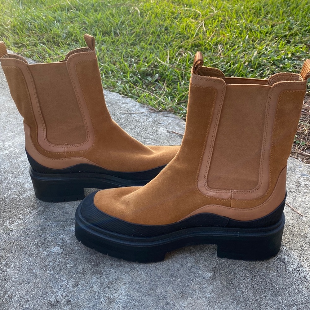 Sam Edelman NEW Lug Sole Suede Chelsea Camel Boot Sz 9 1/2 Gorgeous Boot!!! - Picture 9 of 14